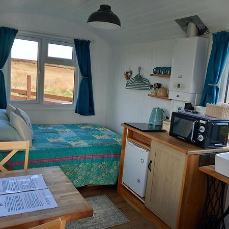 Hillside Camping Pods And Shepherd'S Hut วิค ภายนอก รูปภาพ