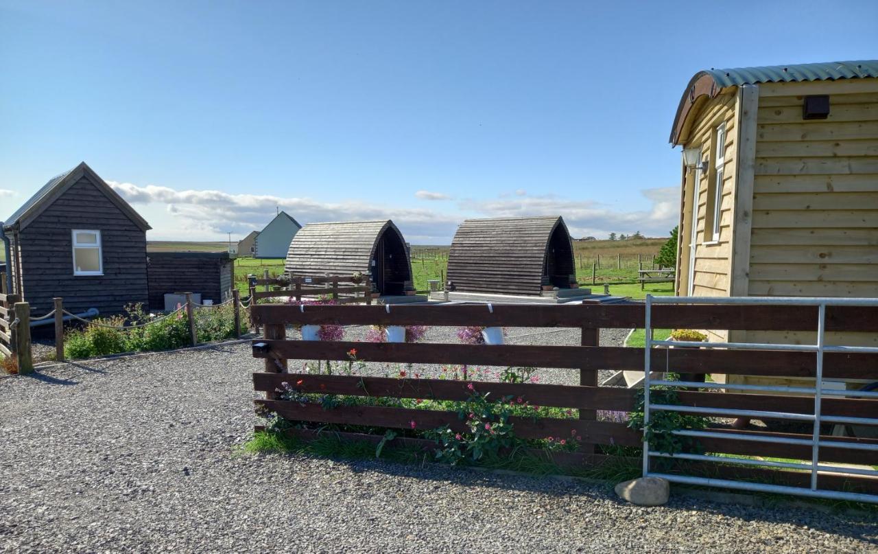 Hillside Camping Pods And Shepherd'S Hut วิค ภายนอก รูปภาพ