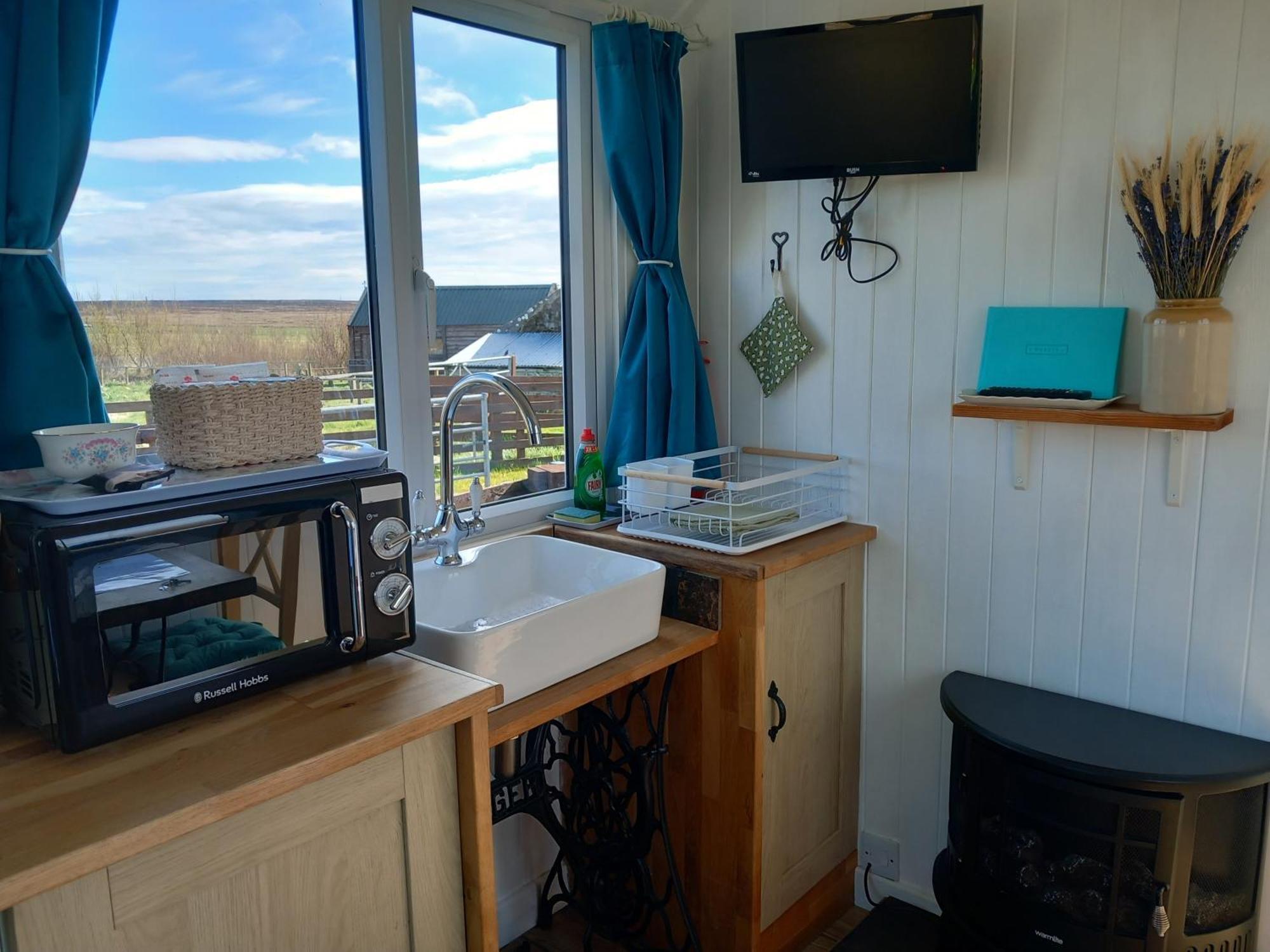 Hillside Camping Pods And Shepherd'S Hut วิค ภายนอก รูปภาพ
